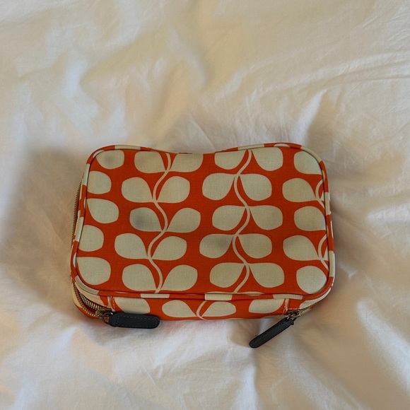 Orla Kiely Orange and Cream Travel Organizer - Picture 3 of 3